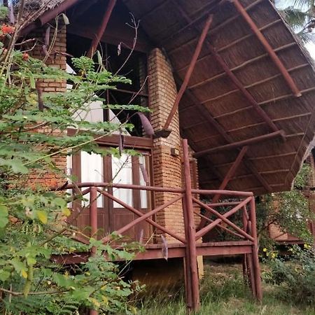 Simbamwenni Lodge And Camping Morogoro Extérieur photo