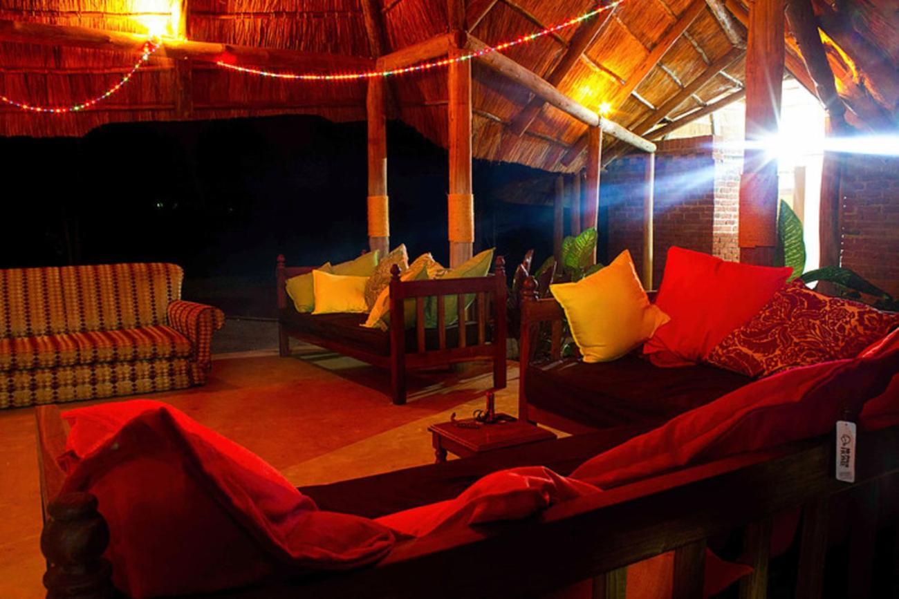Simbamwenni Lodge And Camping Morogoro Extérieur photo